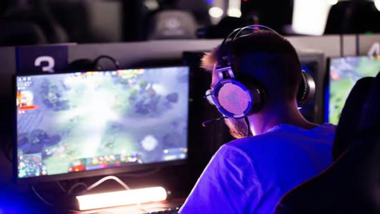 Making Sense of Today's Online Gaming Scene